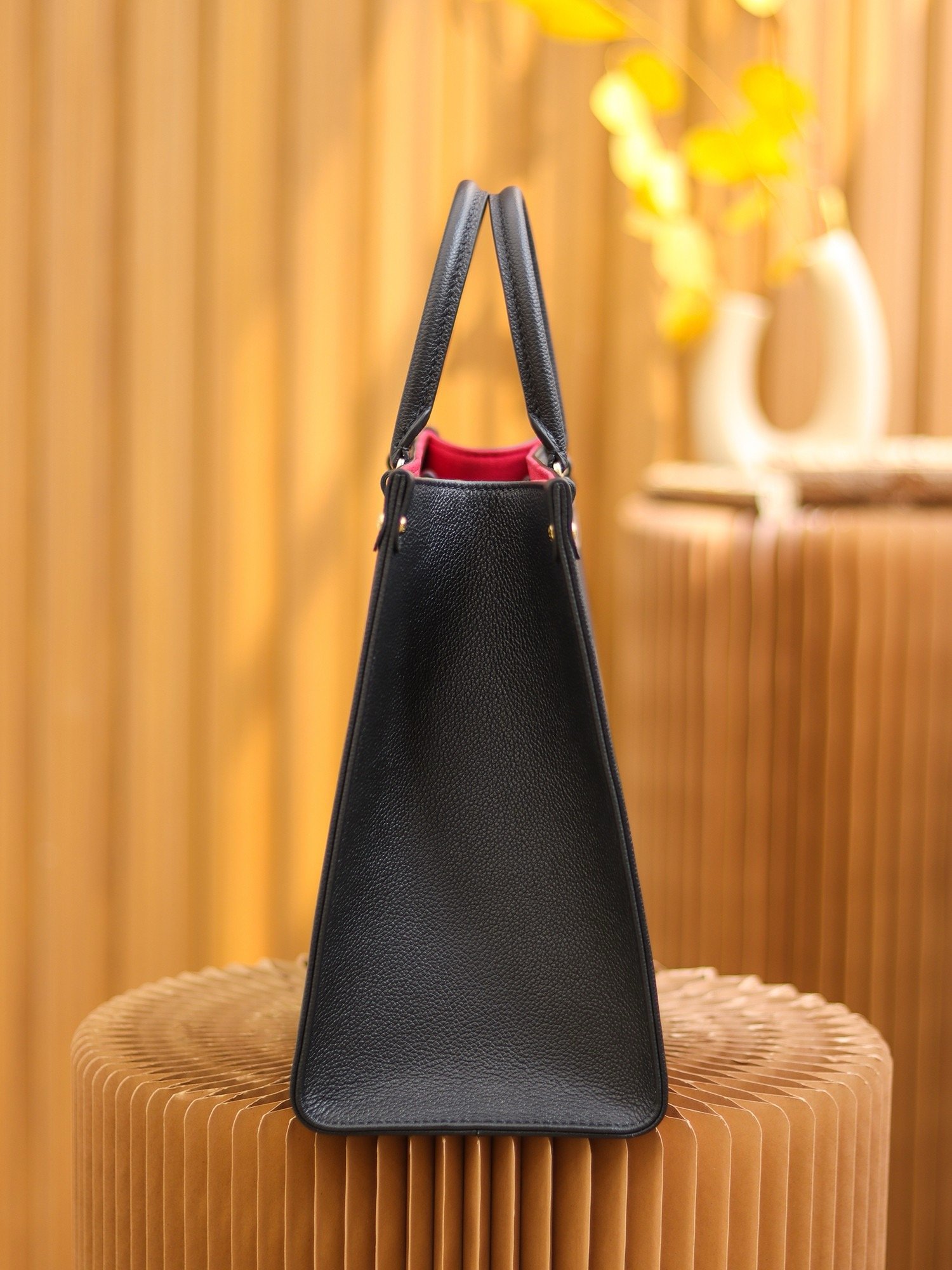 Louis Vuitton ONTHEGO Medium m45495 35*27*14cm