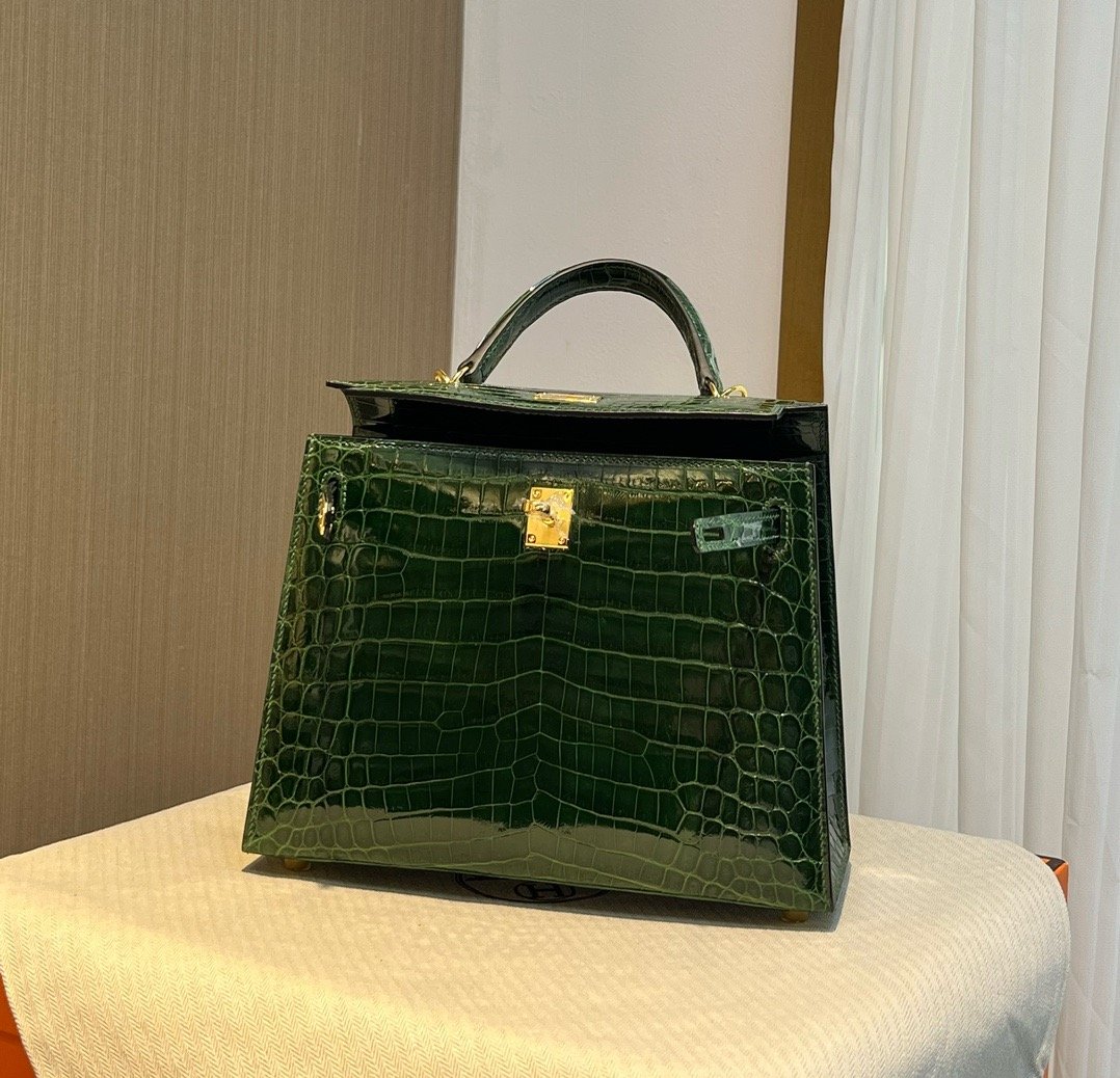 KL25 Emerald Gold Buckle Hermès Handbag