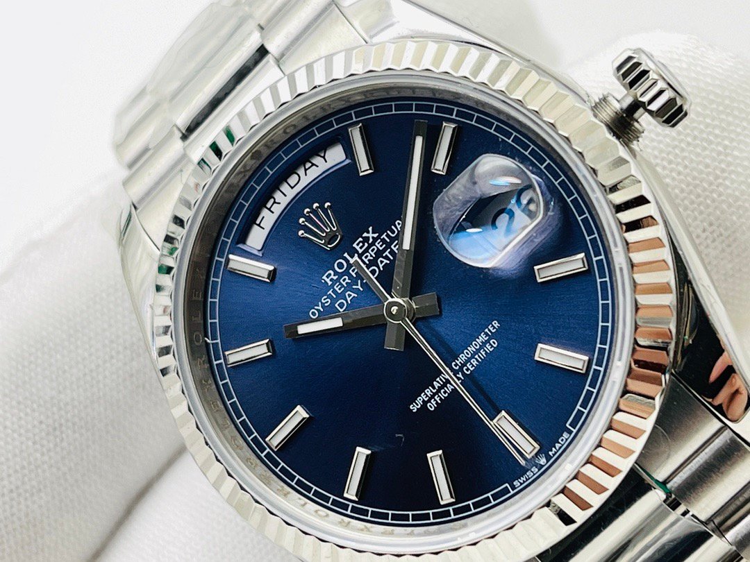 Rolex Day-Date 40mm 3255 white or blue