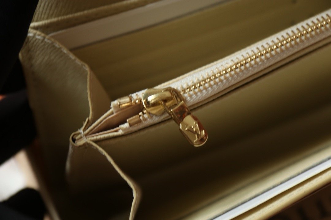 LV brazza wallet monogram canvas 19*3.5*10cm