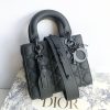 Lady Dior My four-panel matte ox leather can be carried. shoulder and back or crossbody. size: 20 *16.5 * 8