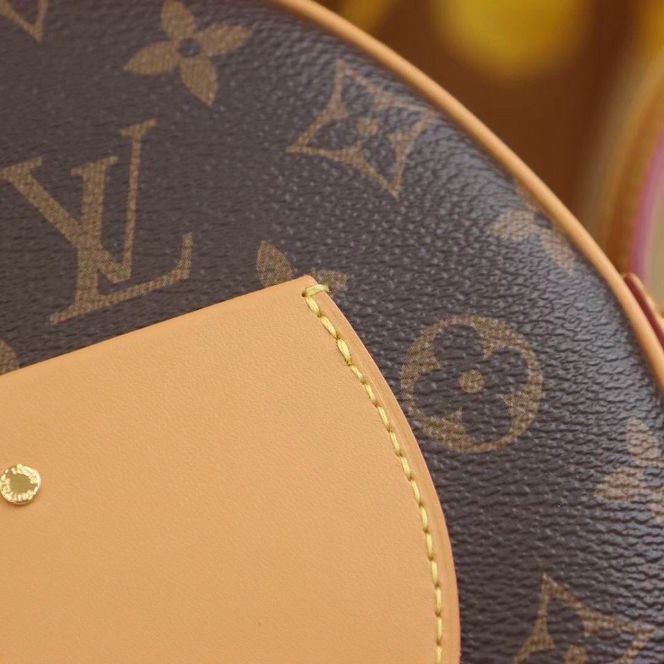 Louis Vuitton Boite chaau soue soft round cake 20x22.5x8cm