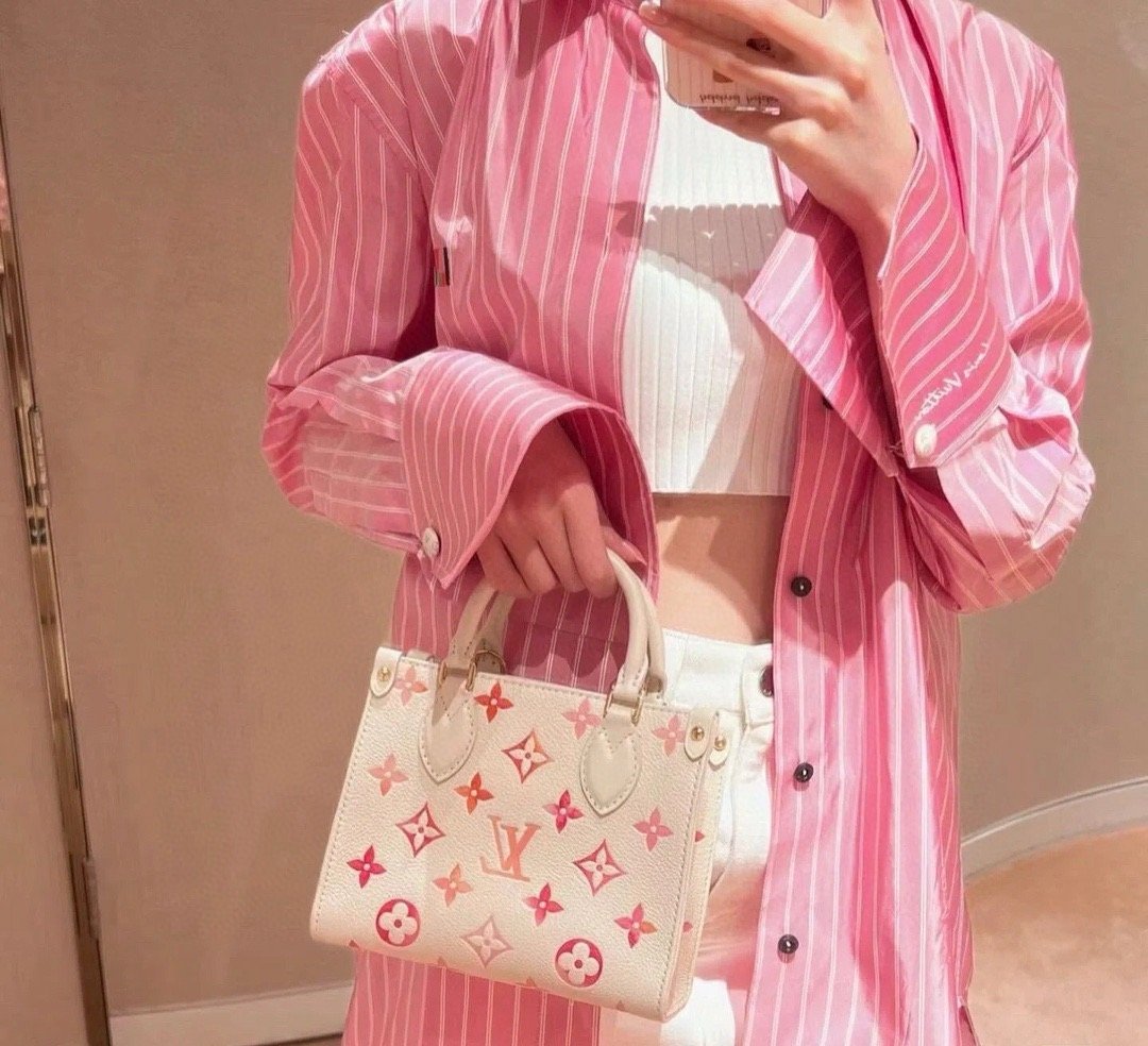 Louis Vuitton OnTheGo BB Handbag Sunrise Aquarelle Series Strawberry Red Silk Screen M47115