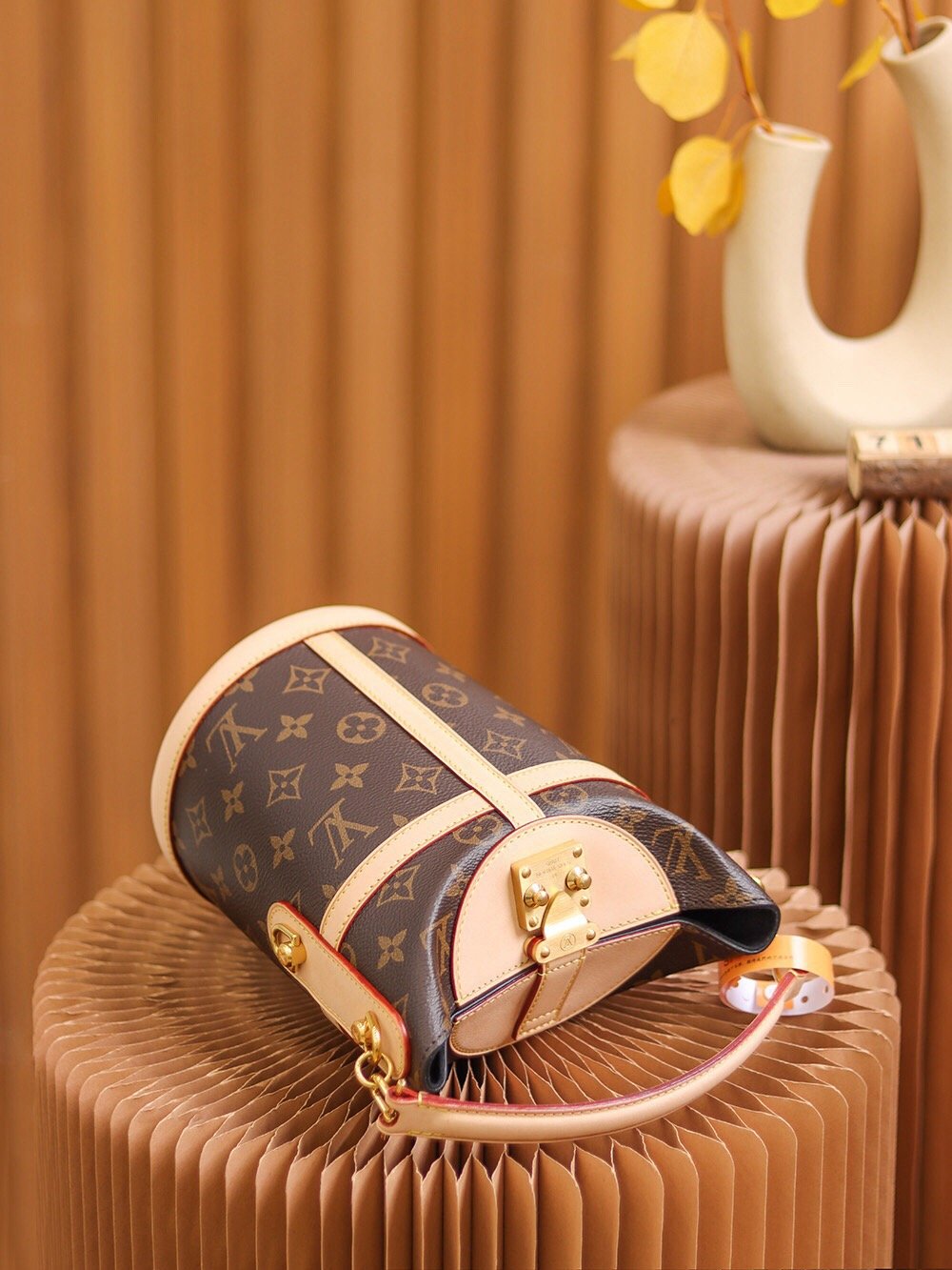 Louis Vuitton duffle 薯条包m43587 22*23*14cm