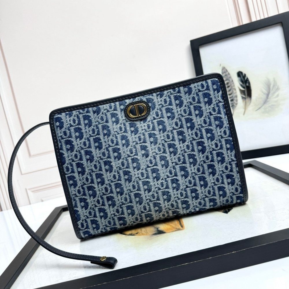 𝐃𝐢𝐨𝐫 𝐌𝐎𝐍𝐓𝐀𝐈𝐆𝐍𝐄 Clutch 30 Montaigne Denim D Lanbu D6313