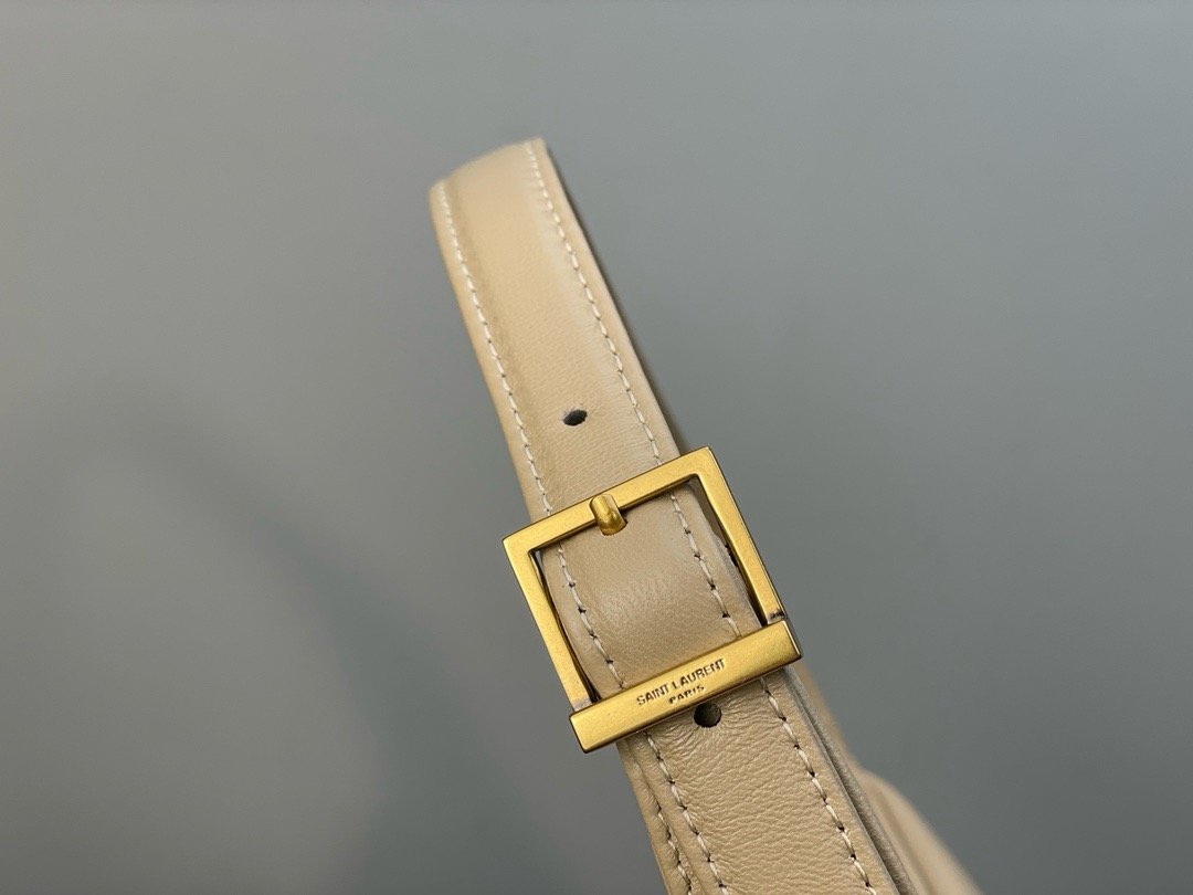 【𝑳𝑬 𝟓 𝑨 𝟕】𝙍𝙤𝙨𝙚 same style smooth plain leather 𝙃𝙊𝘽𝙊 handbag Plain leather Apricot Sheep Gold 𝟔𝟓𝟕𝟐𝟐𝟖