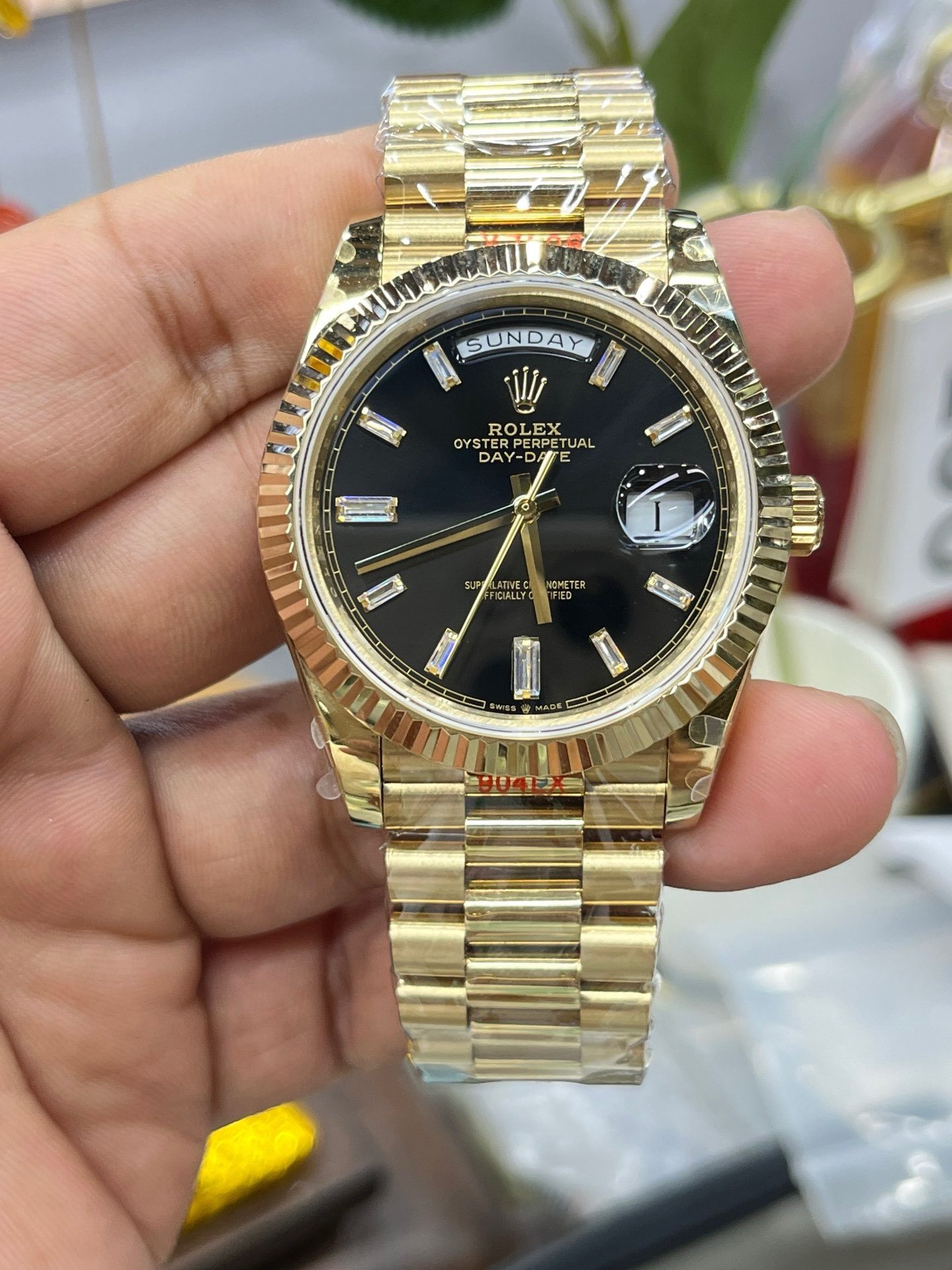 Rolex Day-Date 228238 Black Crystal Dial Yellow Gold President Bracelet Swiss 3255 Movement