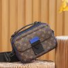 S LOCK messenger bag m45863 French original leather closure pure steel hardware