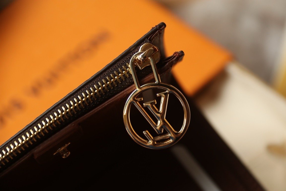 LV portefeuil lisa Card Holder