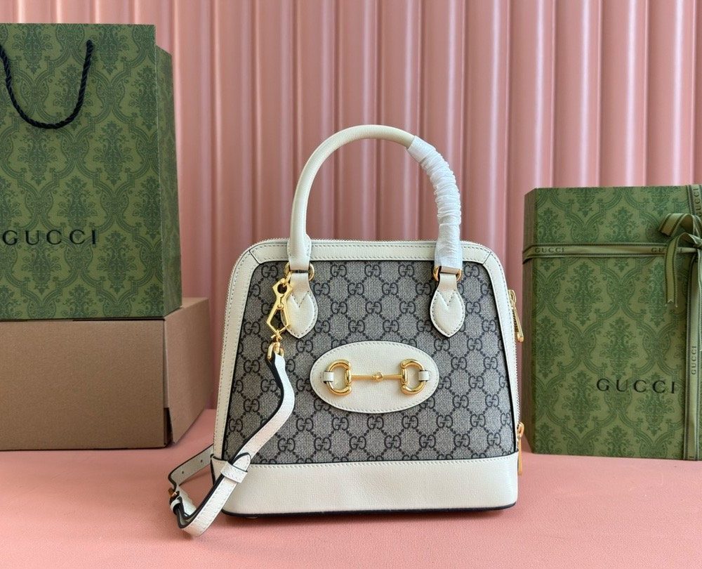 GG1955 small handbag with horse hold deduction type 621220W600
