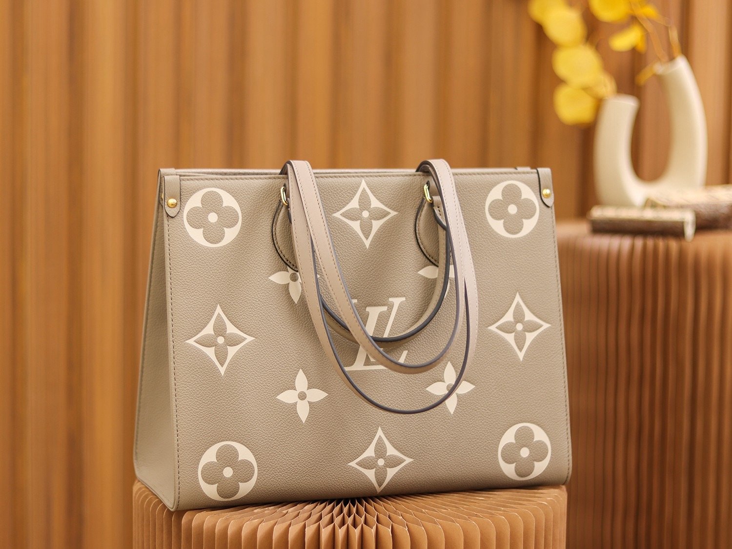 Louis Vuitton ONTHEGO Medium Original Leather Pure Steel Hardware m45494