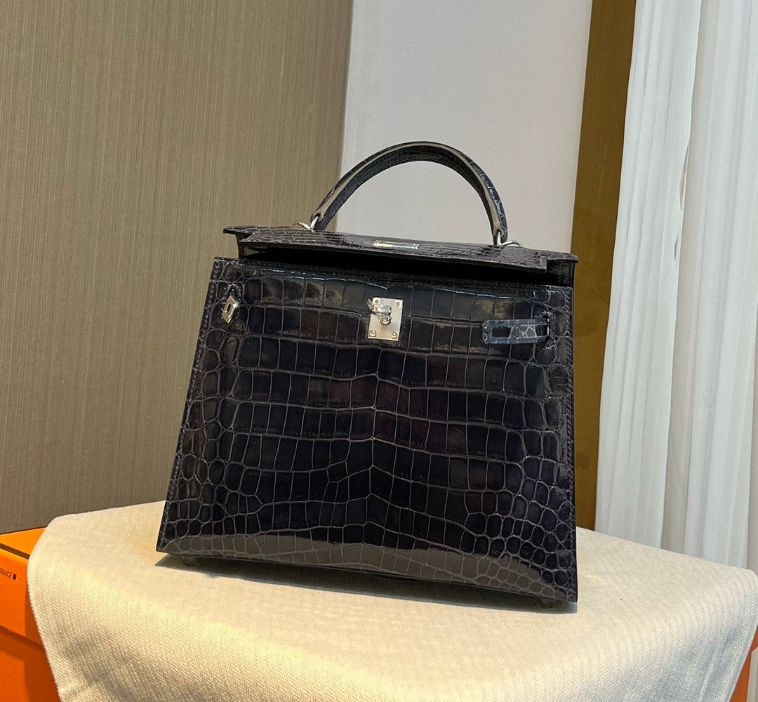 KL25 Midnight Blue High Gloss Silver Buckle Hermès Handbag