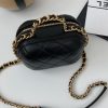 Chanel 22P small round box makeup bag sweetly feel makeup bag AS3066W980