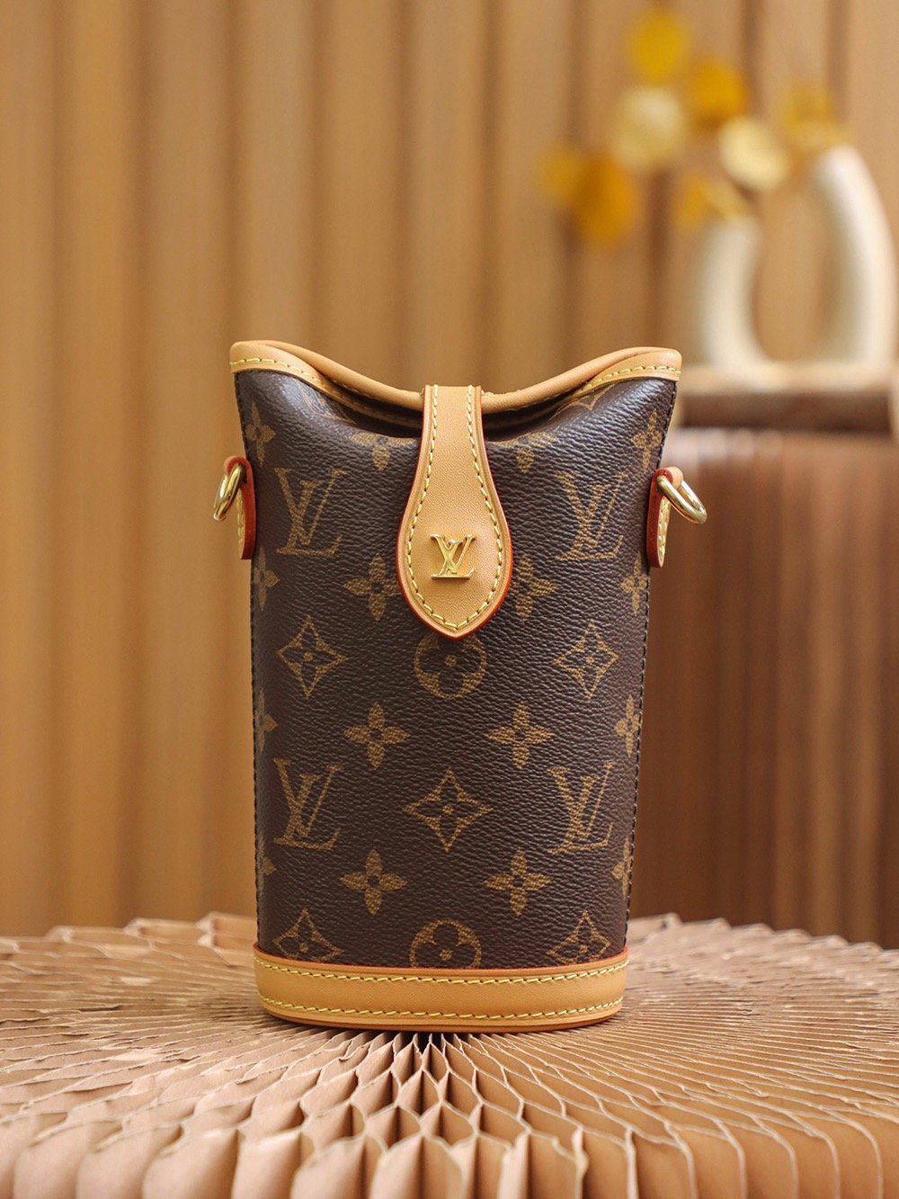 Louis Vuitton FOLD ME系列#m80874# SP 14.5*18*6.5cm
