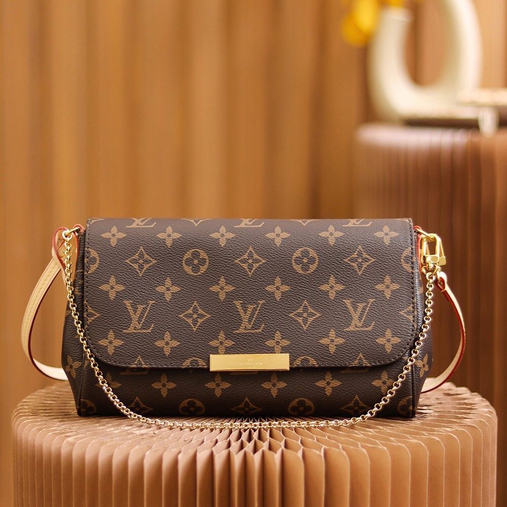 Louis Vuitton FAVORITE series m40718 26*15*4cm