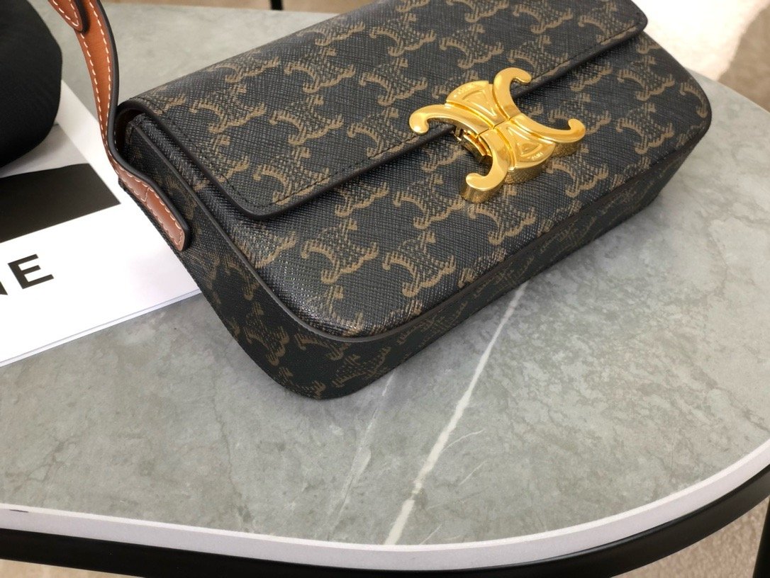 𝗖𝗘𝗟𝗜𝗡𝗘 | Arc de Triomphe underarm bag black 𝟮𝟬*𝟭𝟬*𝟰𝒄𝒎