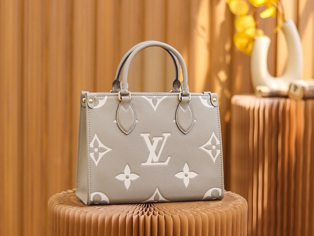 Louis Vuitton ONTHEGO small size m45659 25*19*11.5cm