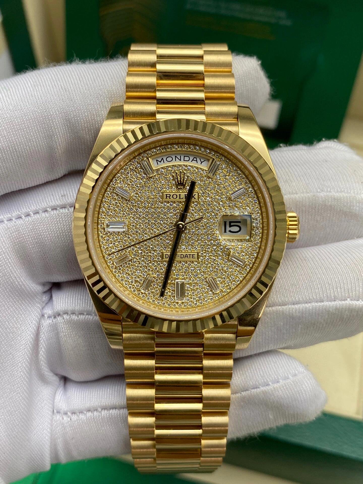 Rolex Brilliant Star Day-Date Full Gold 901688