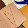 l.vuitton marque deposee bright colors 7.5×1×1 cm