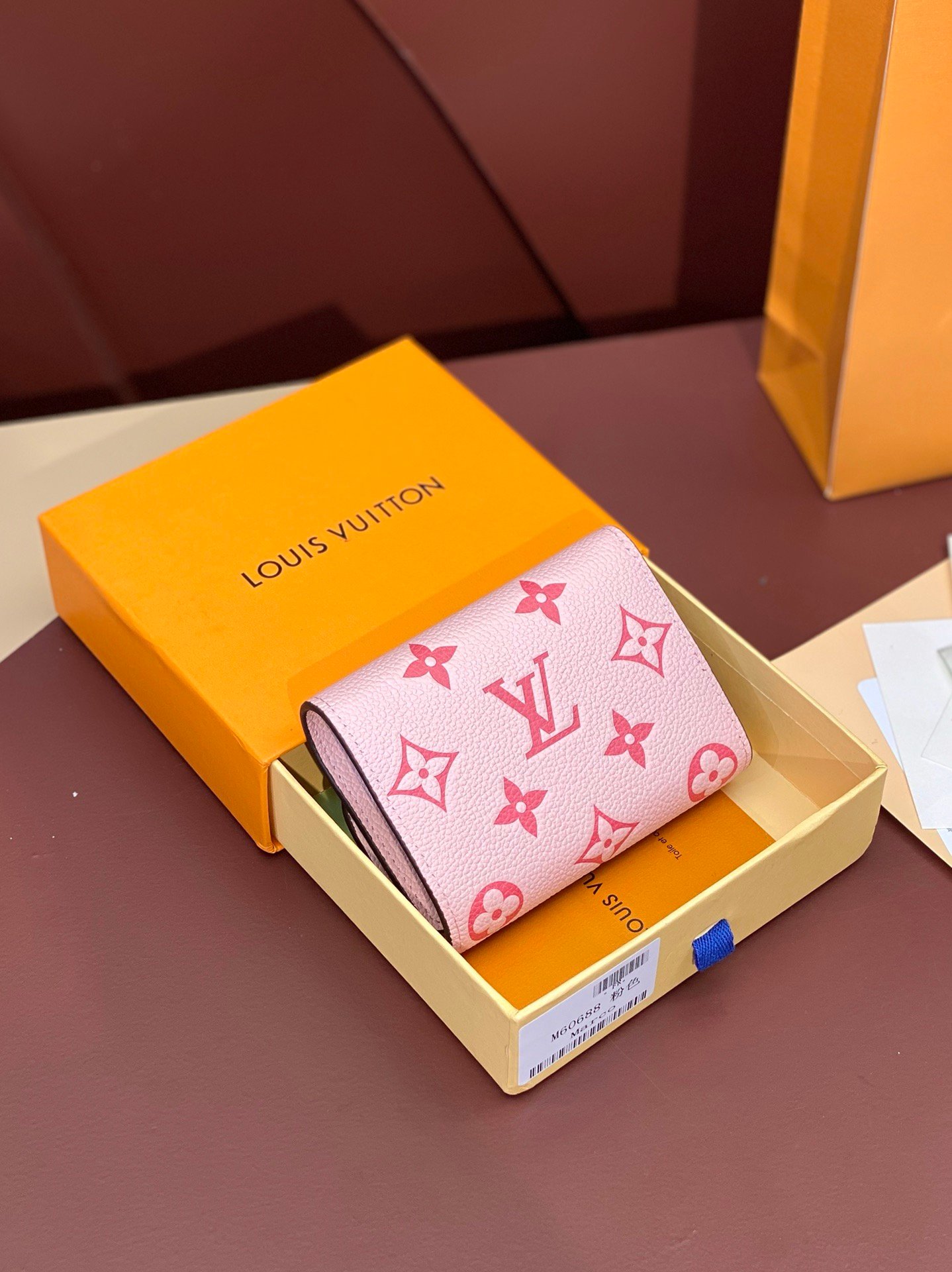 LV Pink! Short! Wallet Wallet made of soft monogramempreinte leather