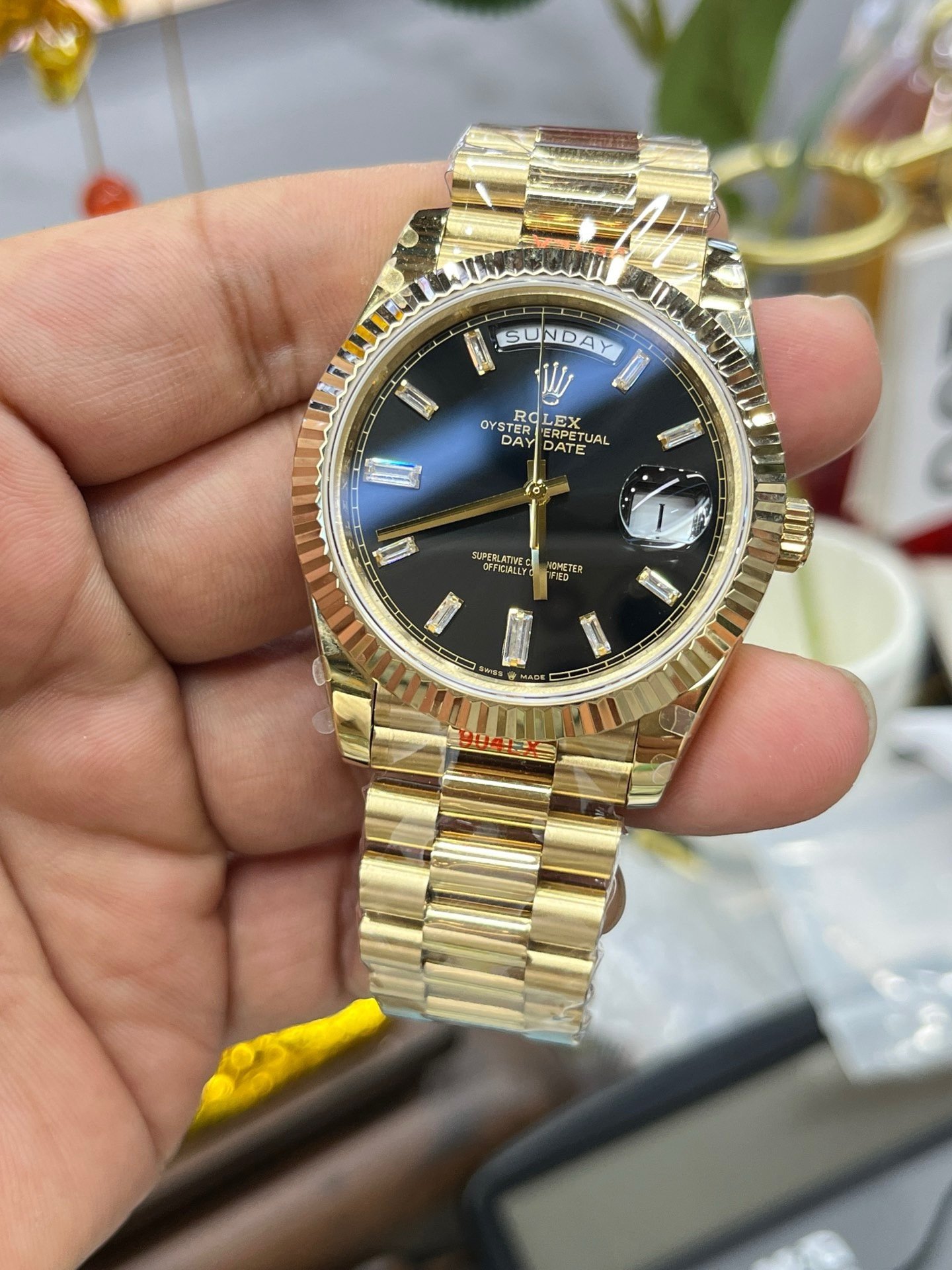 Rolex Day-Date 228238 Black Crystal Dial Yellow Gold President Bracelet Swiss 3255 Movement