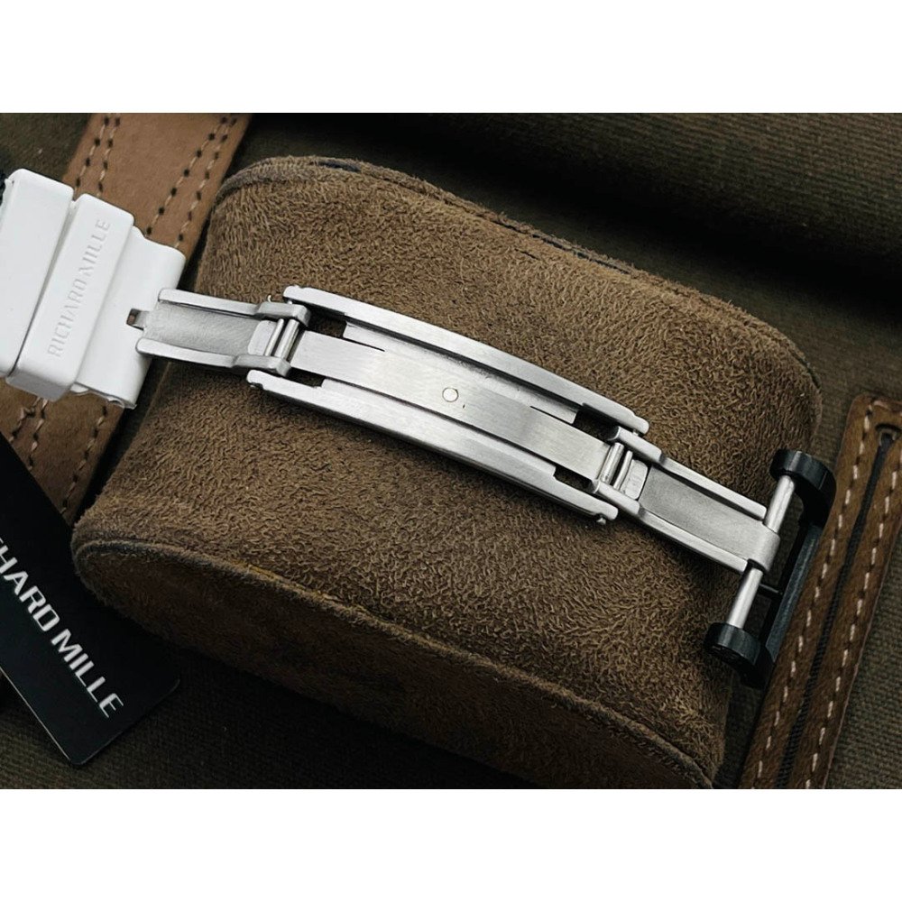 Series Watch Model: P3250