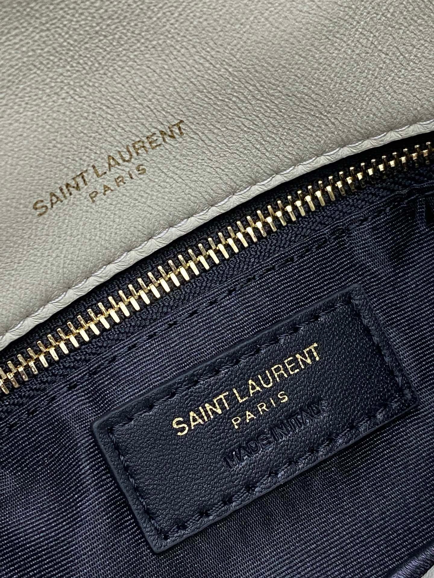 𝙇𝙤𝙪𝙇𝙤𝙪 𝙥𝙪𝙛𝙛𝙚𝙧～LOULOU PUFFER New Mini Double Chain Quilted Lambskin Bag Milk White Lambskin/Antique Gold 759337