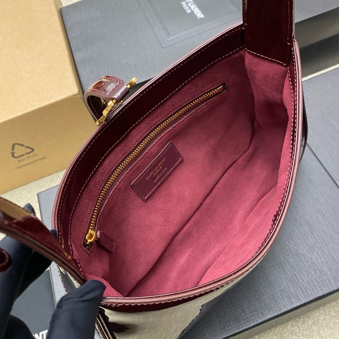2024 Spring and Summer New Patent Leather Underarm Bag! Le5A7 Bag Hobo Bag Patent Leather Burgundy/Gold 657228