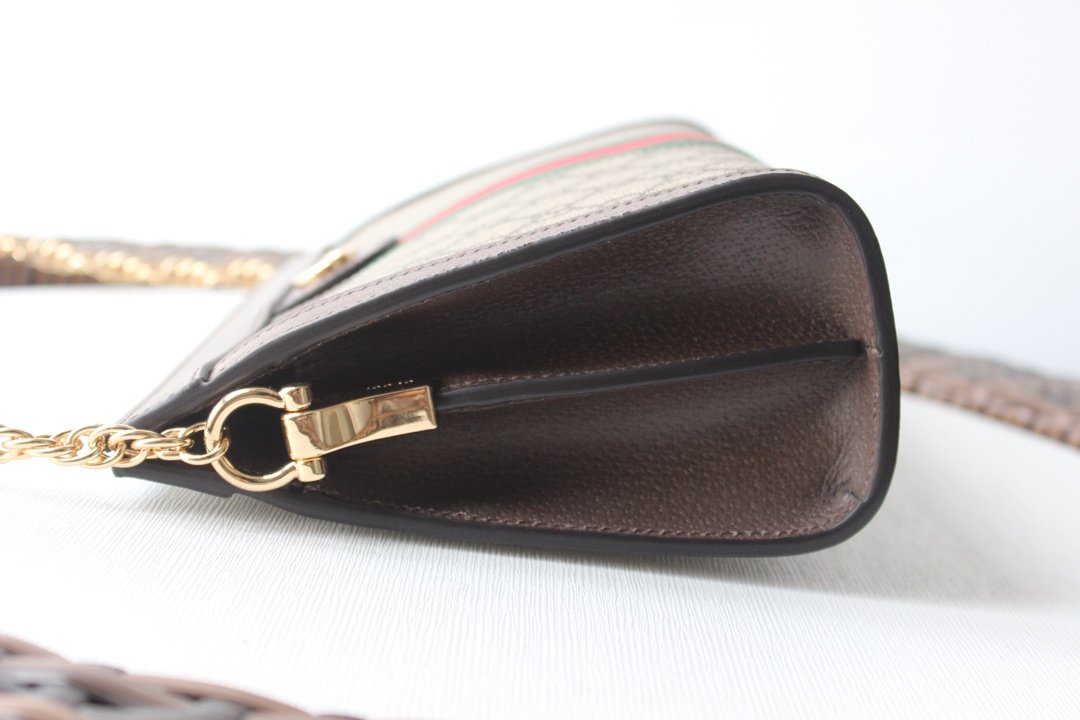 Ophidia Series Clutch Bag