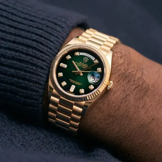 ROLEX Day-Date 40mm Green Ombre Diamond Dial Yellow Gold President Automatic Men's Watch 128238