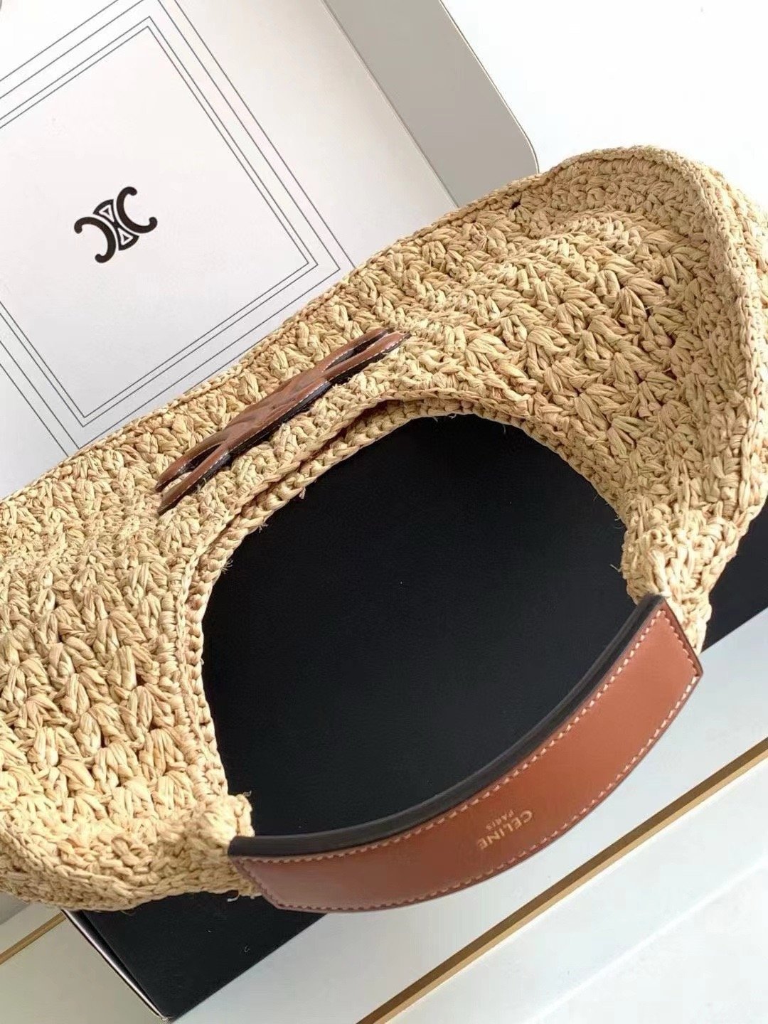 CLASSIC PANIER HOBO bag made of vegetable materials and cow leather
