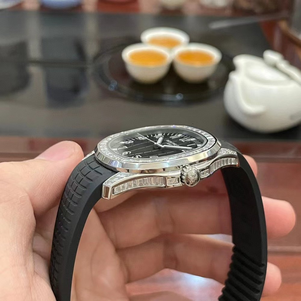 Patek Philippe Aquanaut 5167/300G Aquanaut White Gold Factory Diamonds