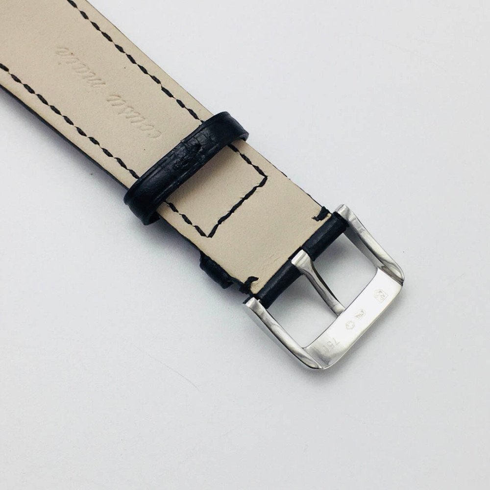 Audemars Piguet Mechanical Watch Diameter: 39 mm