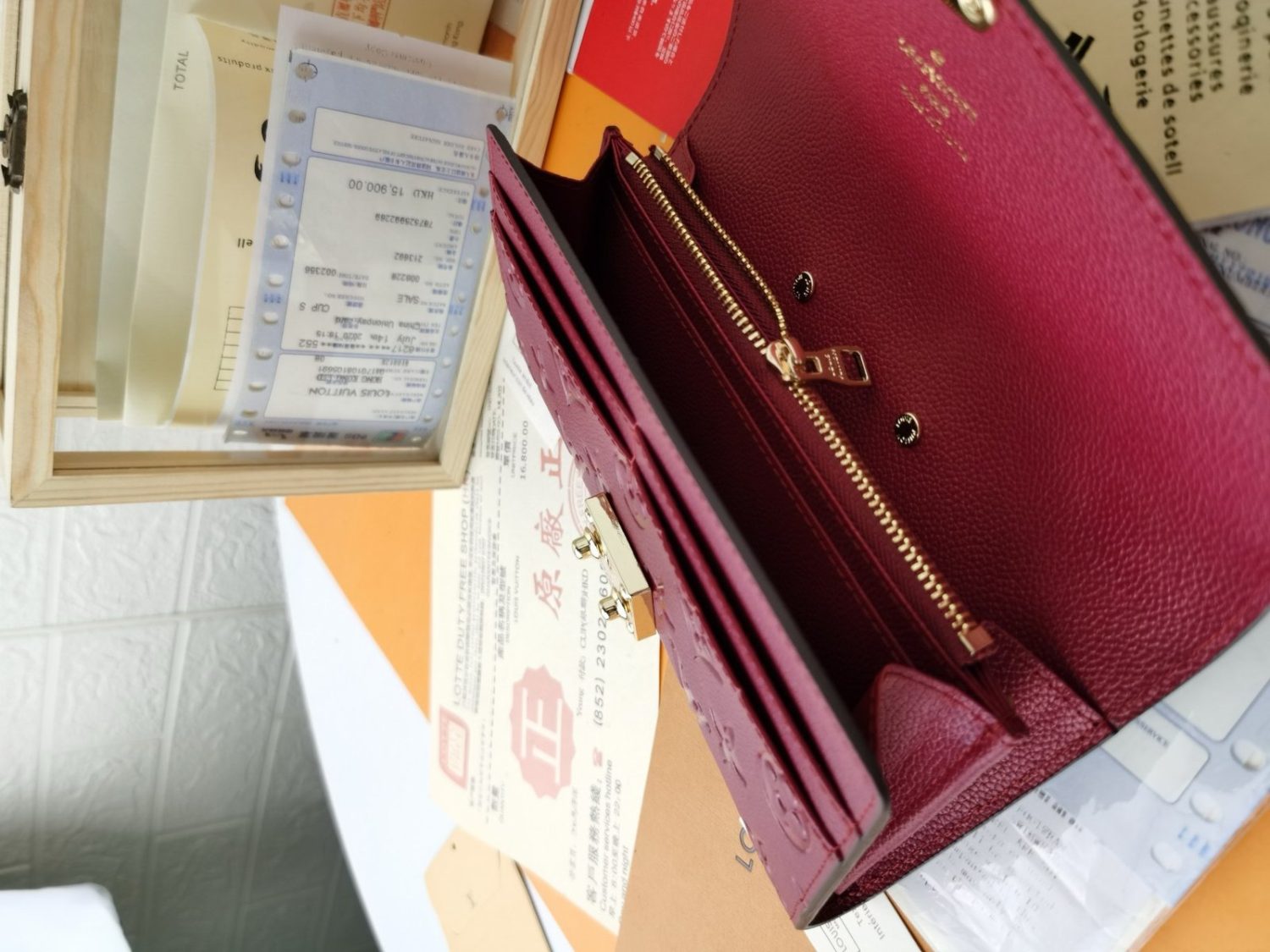 LV Diamond pattern leather embossed pochette metis handbag envelope wallet