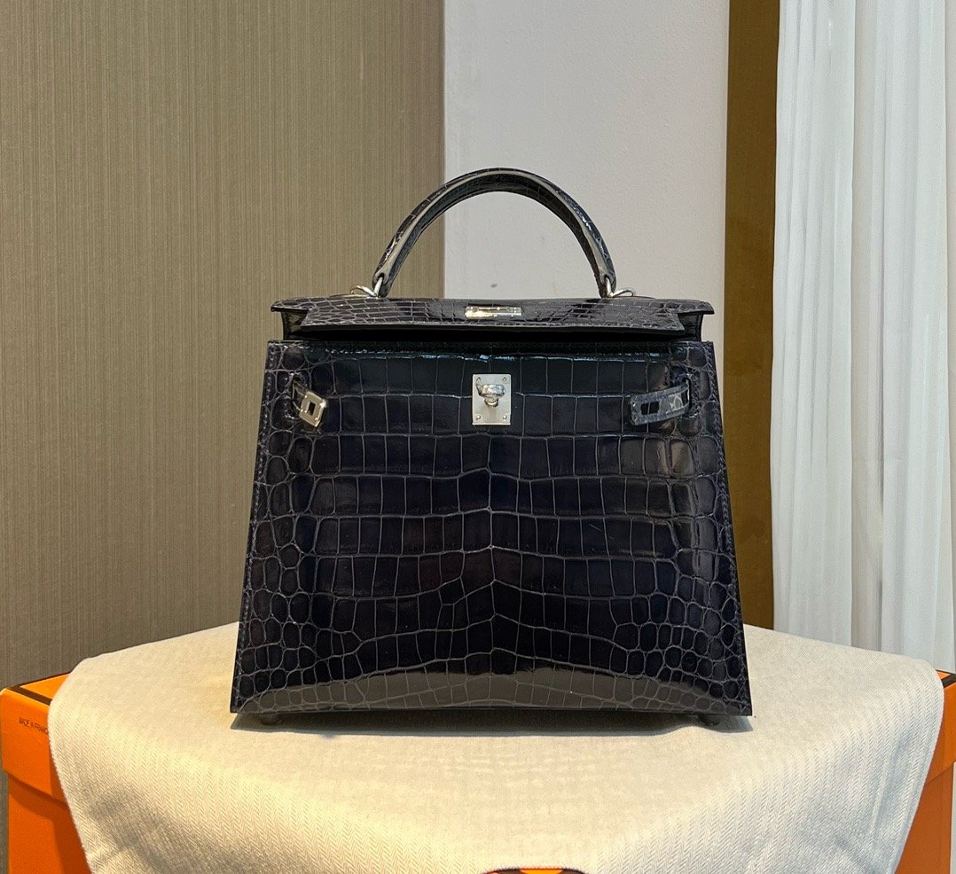 KL25 Midnight Blue High Gloss Silver Buckle Hermès Handbag