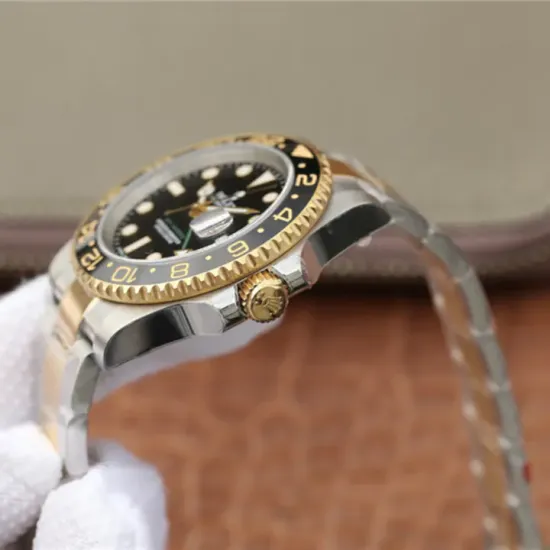 GMT-Master 2 Black Bezel Multicolor Selection 40mm