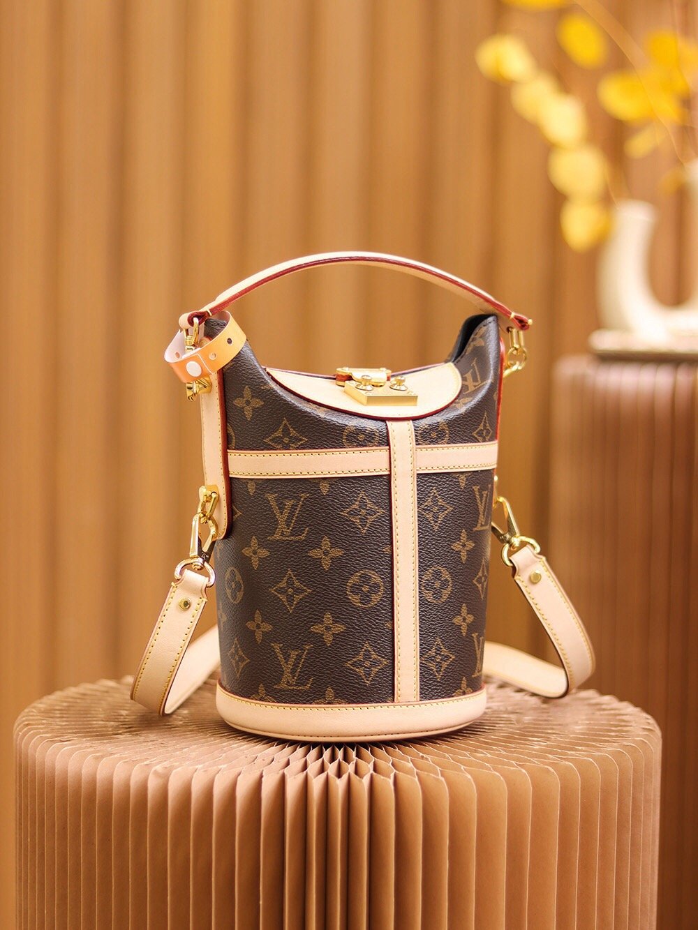 Louis Vuitton duffle 薯条包m43587 22*23*14cm