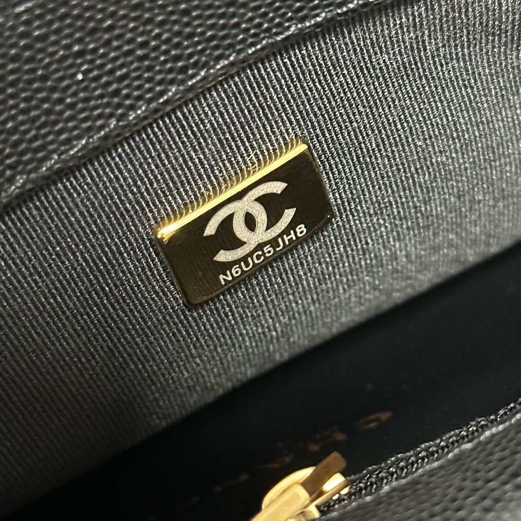 Chanel 23K litchi leather ball pattern chain backpack AS4490W1080