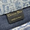 𝐃𝐢𝐨𝐫 𝐁𝐨𝐨𝐤 𝐓𝐨𝐭𝐞 Shoulder strap mini denim D D6687