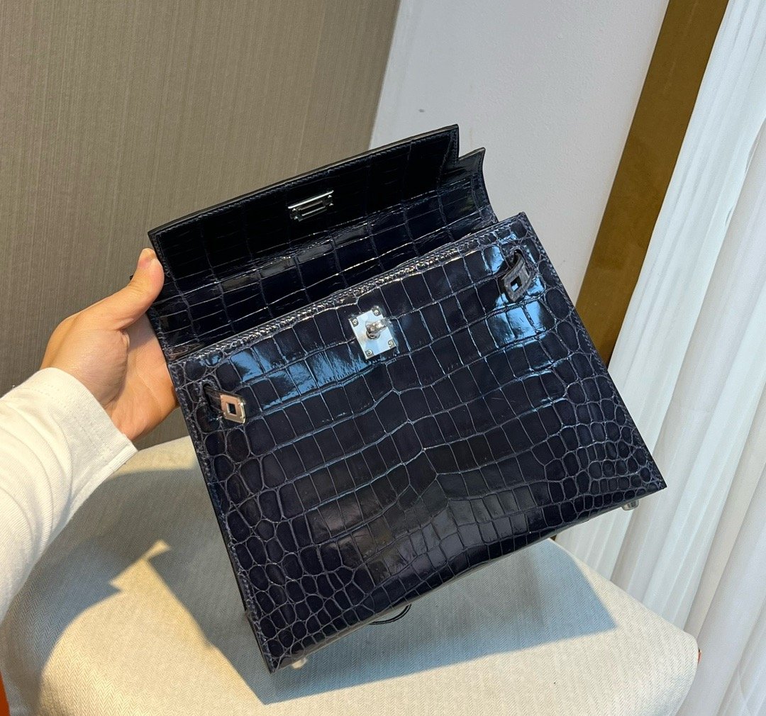 KL25 Midnight Blue High Gloss Silver Buckle Hermès Handbag
