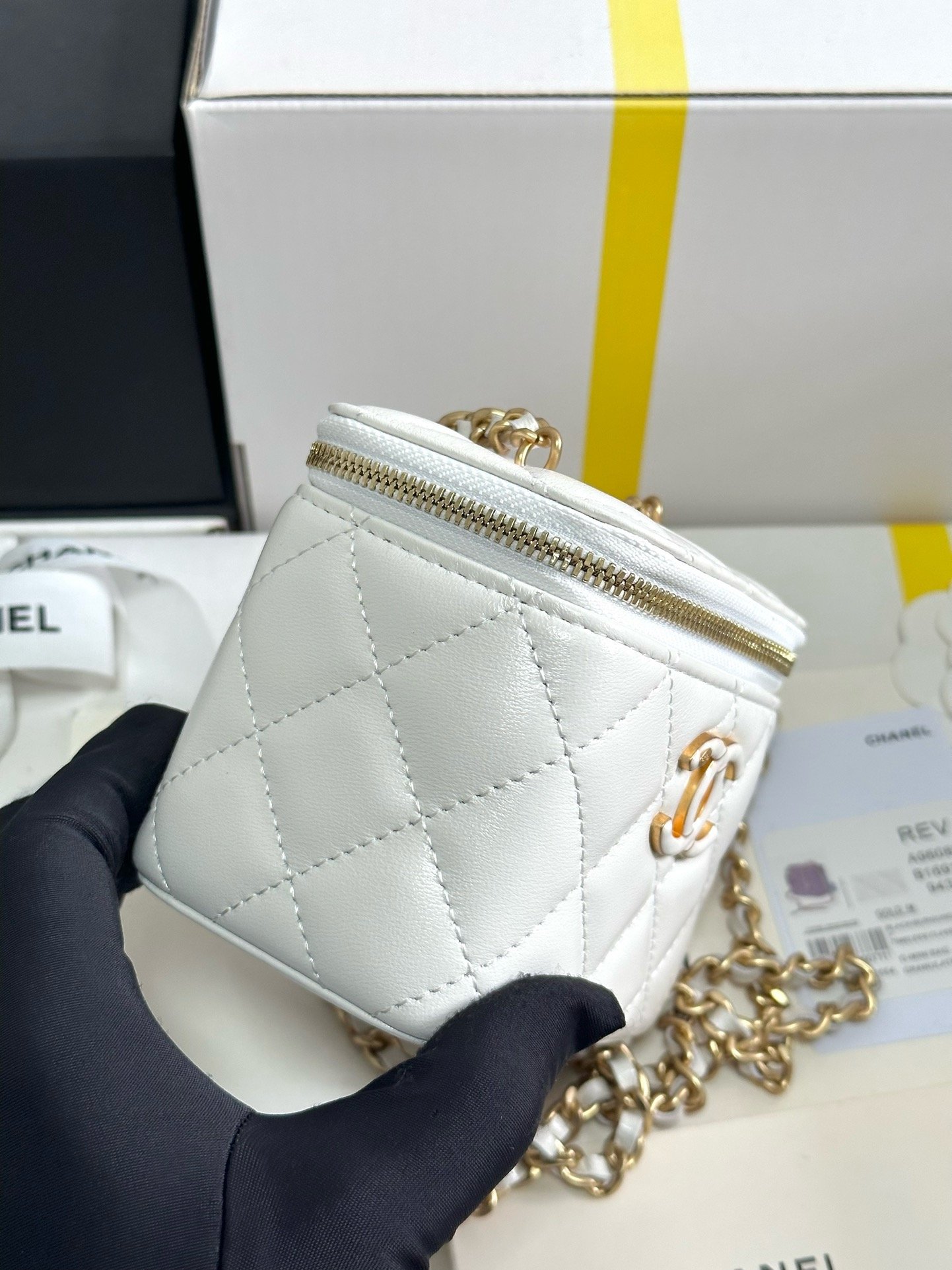 Chanel 24A Workshop enamel adjusting button makeup case 96080W650