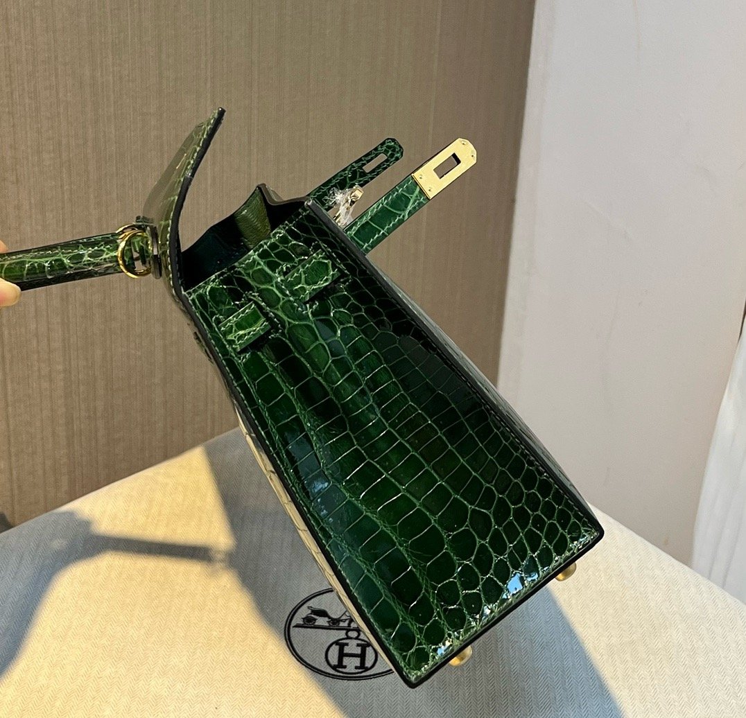 KL25 Emerald Gold Buckle Hermès Handbag