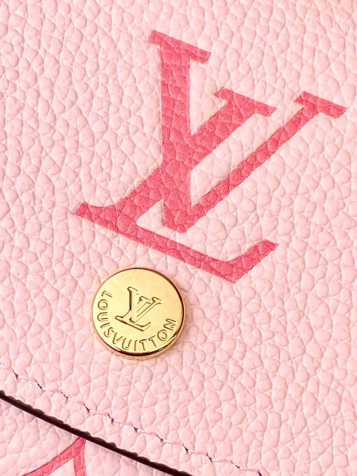 LV Pink! Short! Wallet Wallet made of soft monogramempreinte leather