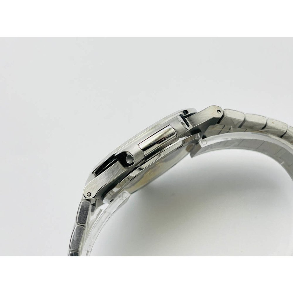 Patek Philippe Nautilus Watch Size: 40MM