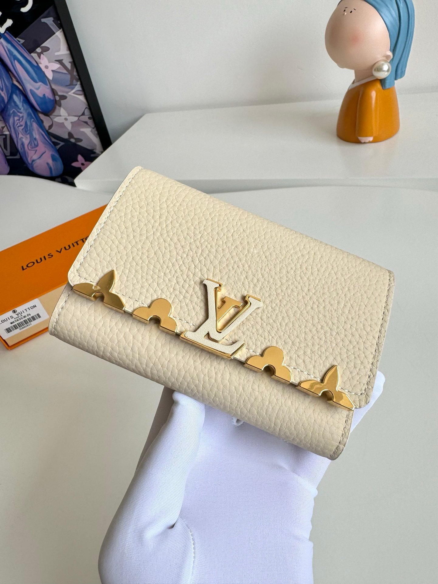 LV portefeuille capsine compact wallet wallet card holder