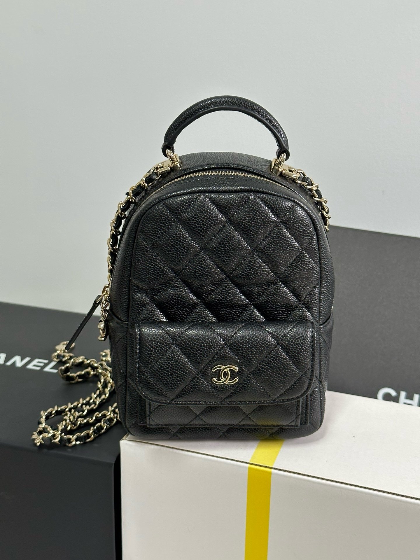Multifunctional 𝗠𝗶𝗻𝗶 Backpack black AS3753W980