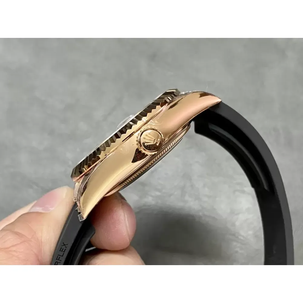 Rolex Sky-Dweller m336235-0004 rose gold and black Dial Rubber Strap 2824 Movement
