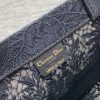Black Tote's latest lace sun element series