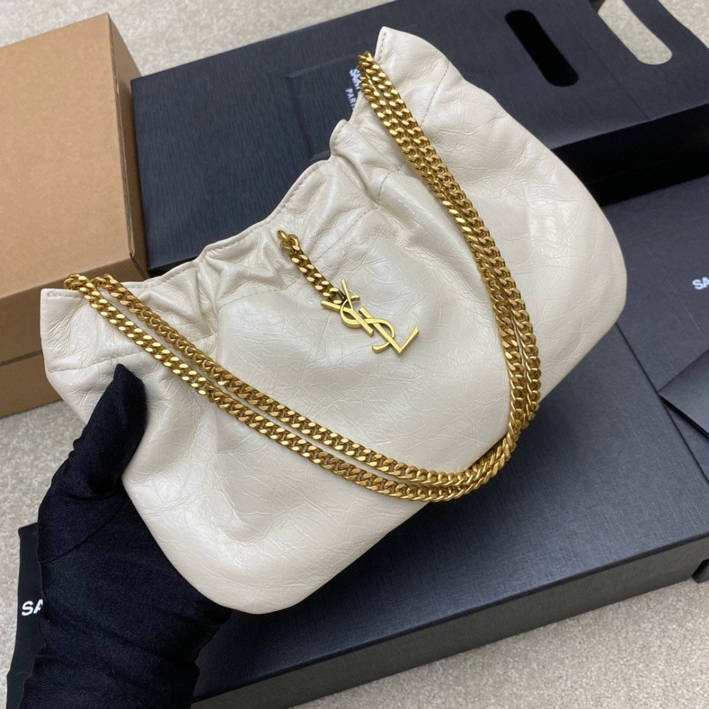 Cloud bag Mini leather shoulder bag Oil wax leather white/Antique gold 681632