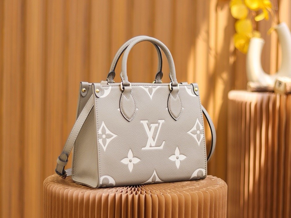 Louis Vuitton ONTHEGO small size m45659 25*19*11.5cm